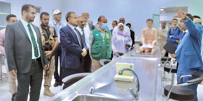 تدشين المختبرات التعليمية بجامعة عدن 