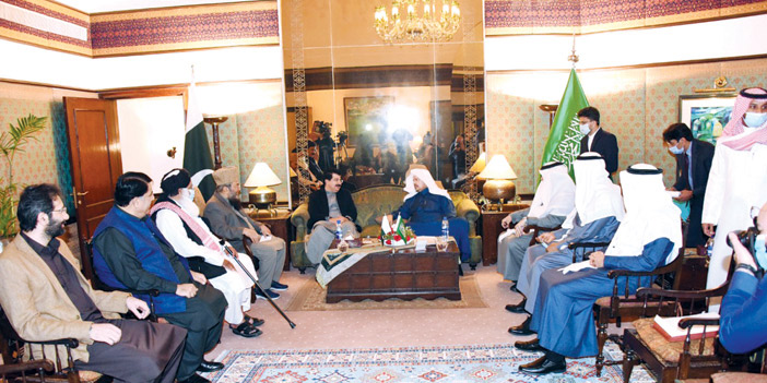 آل الشيخ بحث مع رئيس مجلس الشيوخ الباكستاني تعزيز التعاون البرلماني 