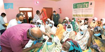 الأنامل السعودية تجري 580 عملية لمكافحة العمى في السودان 