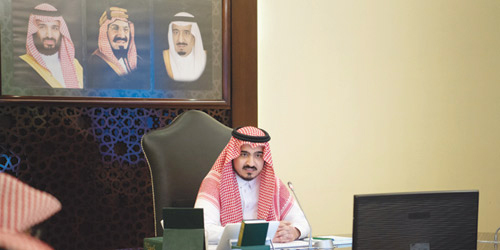 نائب أمير مكة المكرمة مترئساً اجتماع مجلس شباب المنطقة