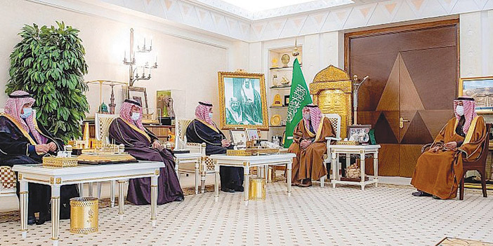  سموه مستقبلاً فريق إعادة بناء بوابات بريدة القديمة