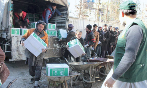  توزيع المساعدات في كابل الأفغانية