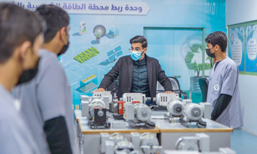  أول مبنى تدريبي يعمل بالطاقة الشمسية