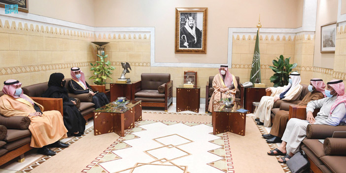  أمير منطقة الرياض خلال التدشين