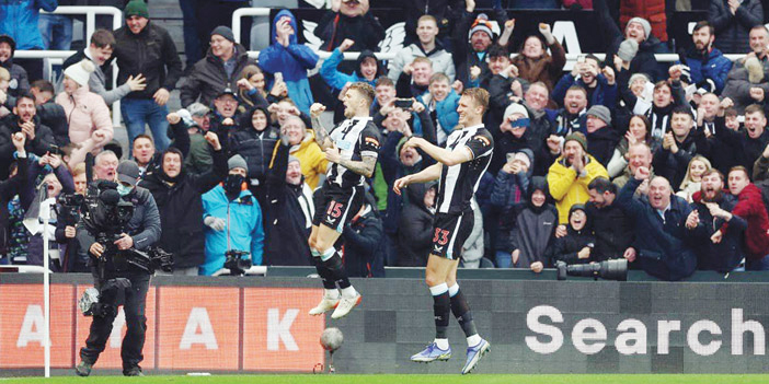 نيوكاسل يسجل انتصاره الثالث على التوالي على حساب أستون فيلا 