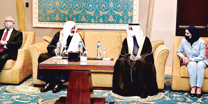 رئيس مجلس الشورى يشارك في تشاوري الاتحاد البرلماني العربي 