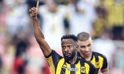 الاتحاد يجهز حمدالله للكلاسيكو والمولد يؤكد.. هدفي بداية عودتي لمستواي 