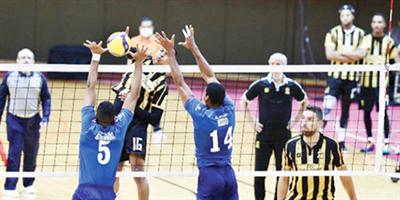 الهلال يسعى للتمسك بآماله على حساب مضيفه الاتحاد 