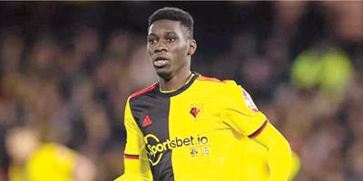 الإصابة تضرب نجم السنغال 