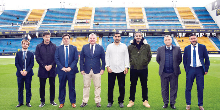 وفد نصراوي يزور نادي قادش الإسباني 