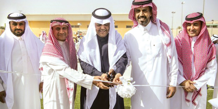  مدير تعليم القصيم يدشِّن بطولة بيرين