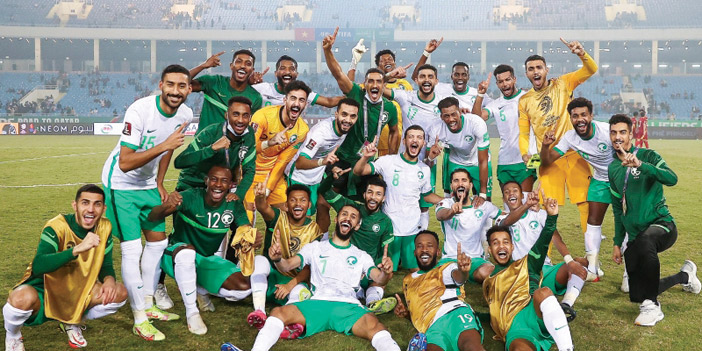  فرحة للاعبي الأخضر