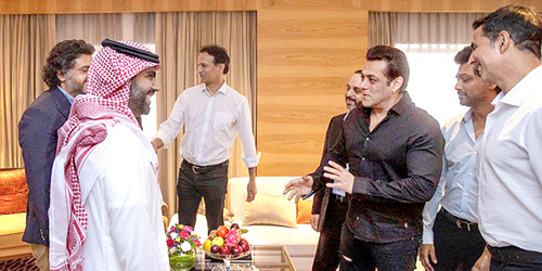 وزير الثقافة يختتم زيارته للهند 