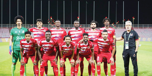  الوحدة تبقى له 8 مباريات