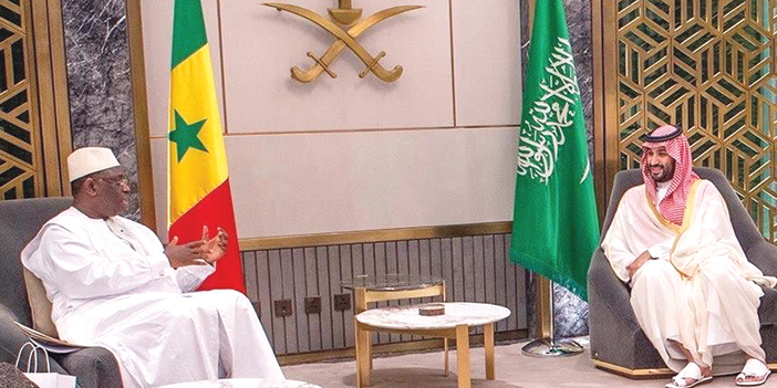  ولي العهد خلال استقباله رئيس السنغال