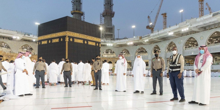 500 كادر أمن مدني يسهمون في إدارة وتنظيم الحشود داخل المسجد الحرام 