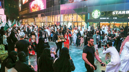  من الفعالية