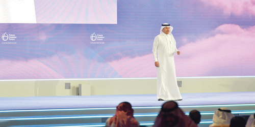  لقطات من افتتاح أعمال «مؤتمر مستقبل الطيران» يوم أمس