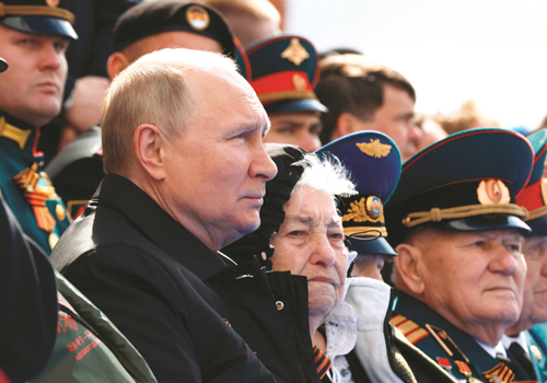 الأزمة الروسية - الأوكرانية على مائدة كتاب: «بوتين وأوكرانيا والوجوه الخفية» 