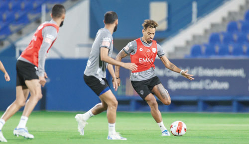  من تدريب الفريق الهلالي أمس