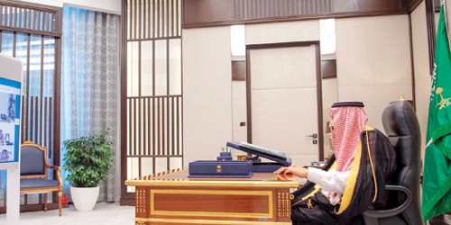  خادم الحرمين خلال ترؤسه جلسة مجلس الوزراء