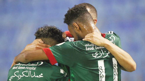 10 أهداف في مباراتي الأمس 