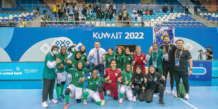 أول مشاركة رسمية 