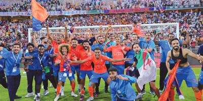 هنا الفيحاء ، هنا المجد والكبرياء ، من جبل منيخ شع نوره وأضاء 