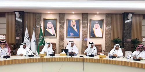  م. الجبير مترئساً اجتماع اللجنة التوجيهية العليا