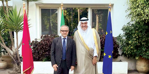  السفير الغريري أثناء حضوره حفل السفارة الإيطالية بالرباط