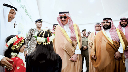  أمير منطقة جازان خلال جولته التفقدية