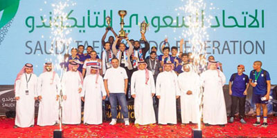 الشباب وأبها يتقاسمان كأس السوبر السعودي 