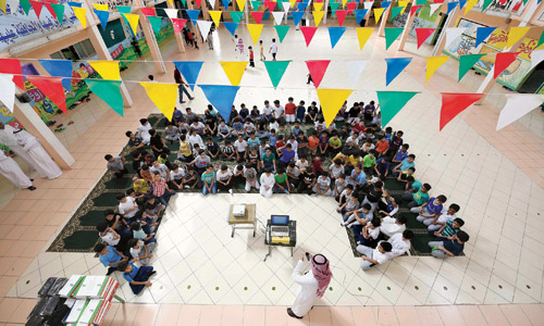  جانب من اللقاءات