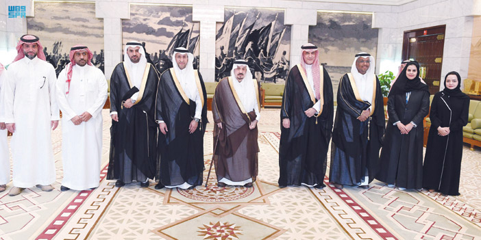 أمير منطقة الرياض يستقبل الرئيس التنفيذي لبنك التنمية الاجتماعية 