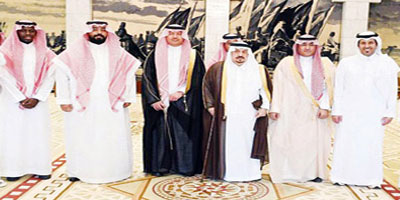 أمير منطقة الرياض يستقبل رئيس وأعضاء إدارة نادي الرياض 
