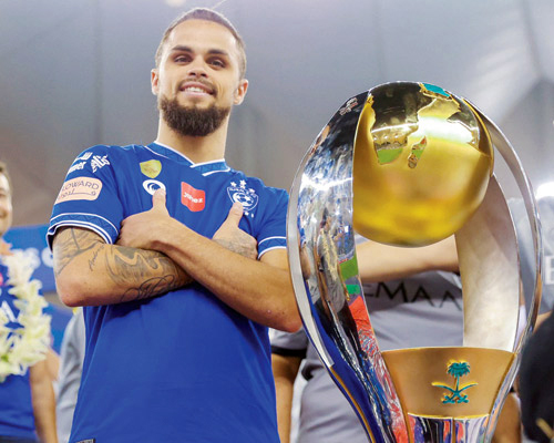 دياز في طريقه للاستمرار مدرباً للزعيم.. 