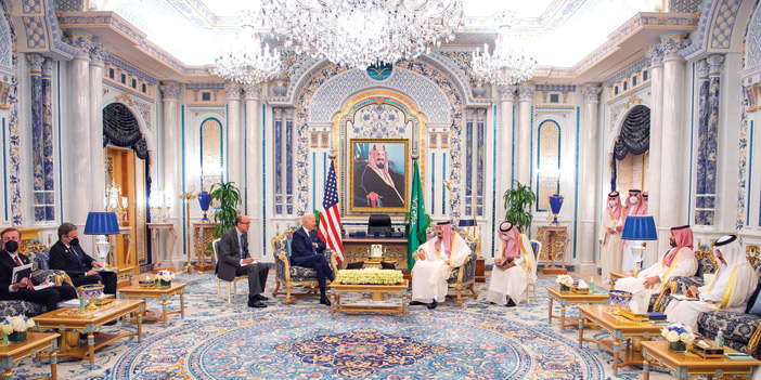 خادم الحرمين الشريفين خلال مباحثاته مع الرئيس الأمريكي بحضور سمو ولي العهد