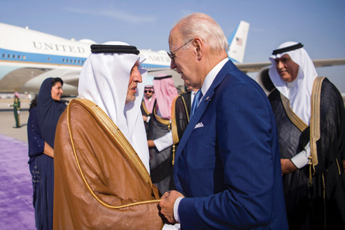 الرئيس الأمريكي يغادر جدة 