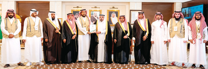  سموه يتسلم مبادرة اللحمة الوطنية