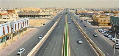 تخطيط 1.5 مليون متر طولي من الدهانات الأرضية في طرق العاصمة 