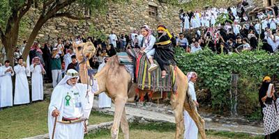 مهرجان الأطاولة التراثي يجسد طقوس الأعراس في الباحة على النمط القديم 