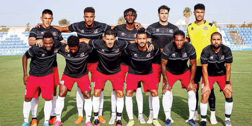 الوحدة يستهل الموسم بمواجهة