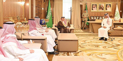  أمير المنطقة خلال التدشين