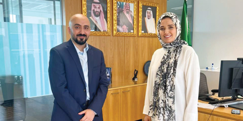  الملحق الثقافي السعودي في ايرلندا د. فهدة آل الشيخ مستقبلة للاستشاري الفهد