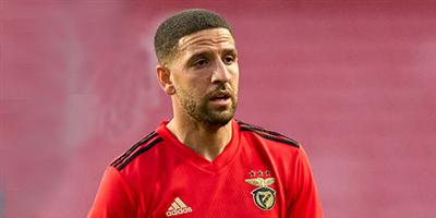 النصر الإماراتي يضم المغربي تاعرابت 