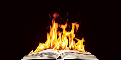 كتب أُتلفت وعقول احترقت لماذا عقَّ هؤلاء العلماء كتبهم؟ 