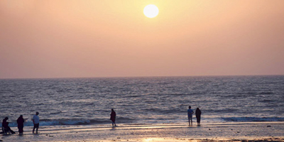 «السميرات».. وجهة سياحية بحرية ساحرة لعشاق البحر 