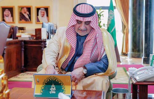  أمير منطقة تبوك خلال التدشين