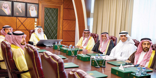  أمير المنطقة الشرقية خلال الاستقبال