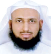 د. عبدالعزيز بن سعد الدغيثر
الملك سلمان بن عبدالعزيز مثقفًا3054.jpg
